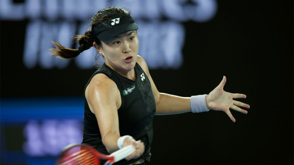 阿扎伦卡在曼联比赛中爆冷，反败为胜引发热议！