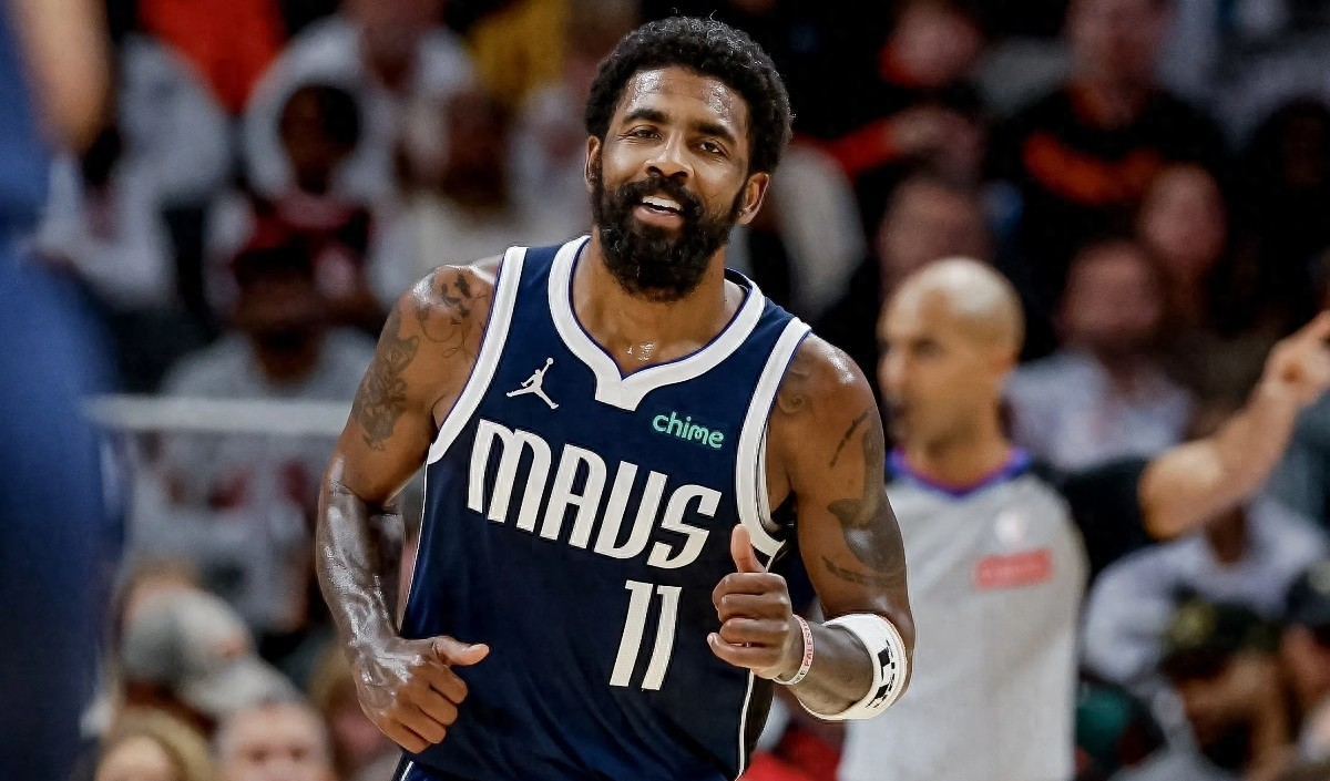 爱游戏手机版-76人核心球员伤退，球队未来走势成疑，得到一直重要欢迎.-爱游戏手机版